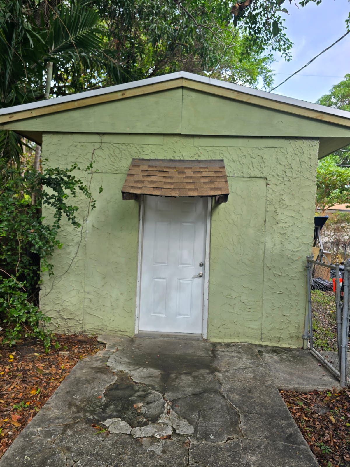 559 Nw 44th ST EFFIC